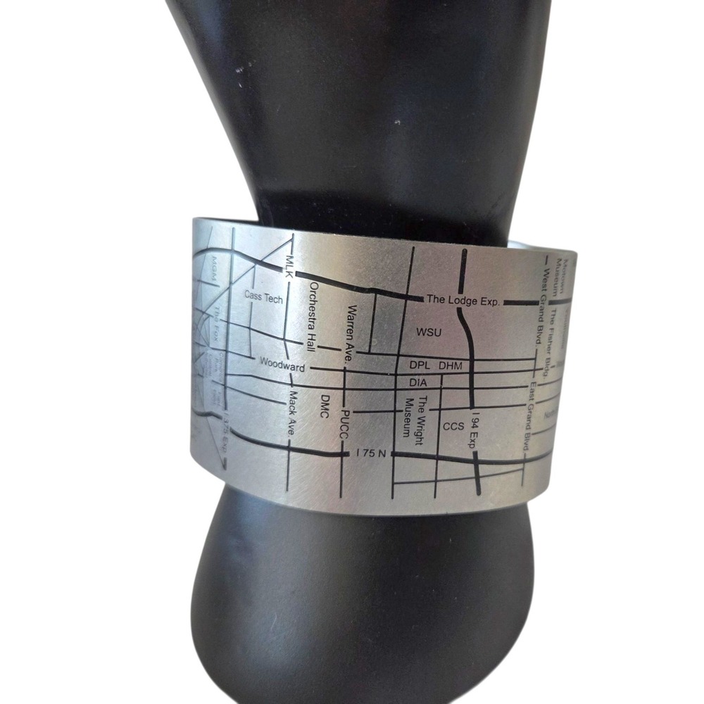 Detroit Cuffs -‎ Metro City Map Wide Cuff Metal Bracelet USA 2013